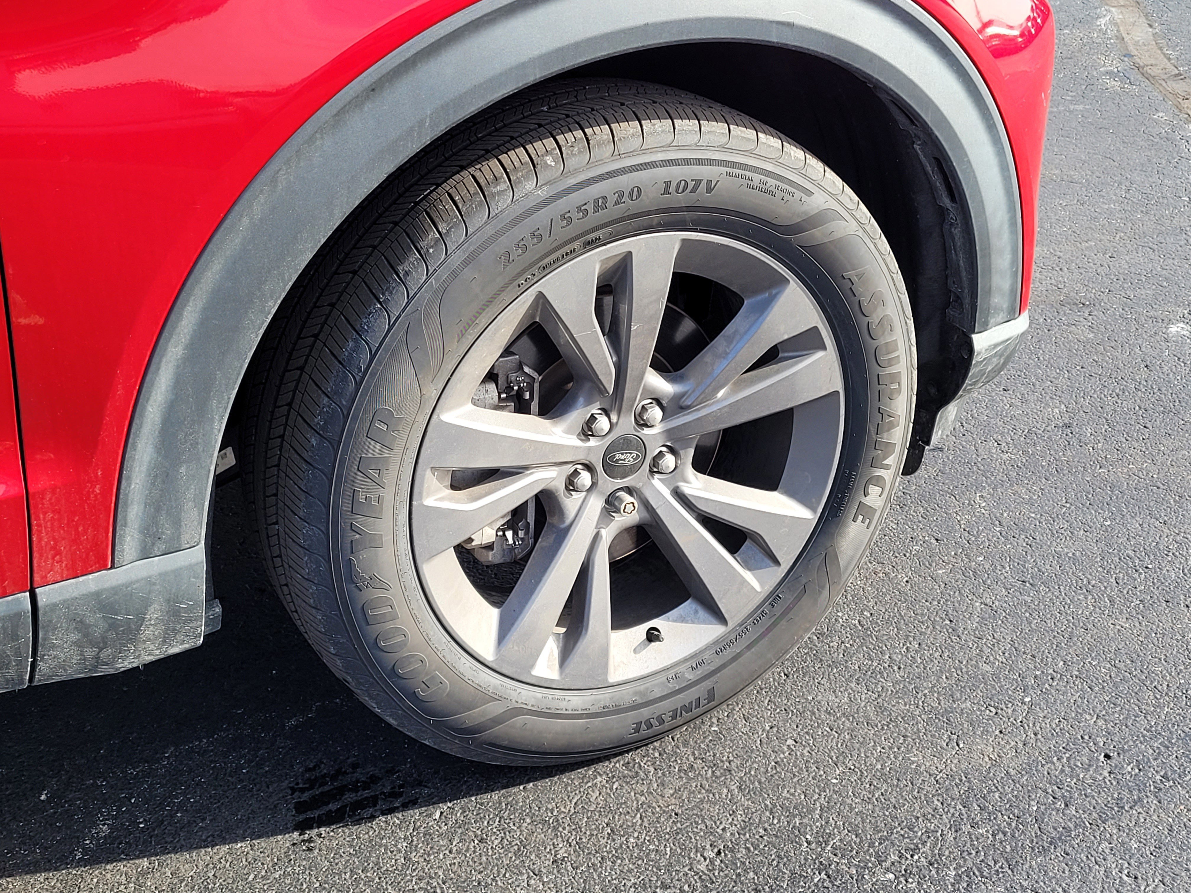 Certified 2021 Ford Explorer XLT w/ Equipment Group 202A image 10