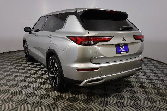 Used 2024 Mitsubishi Outlander SE AWD/4WD image 8