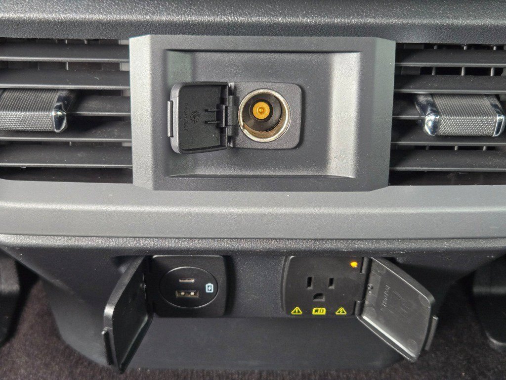 Certified 2021 Ford F150 Lariat AWD/4WD image 19