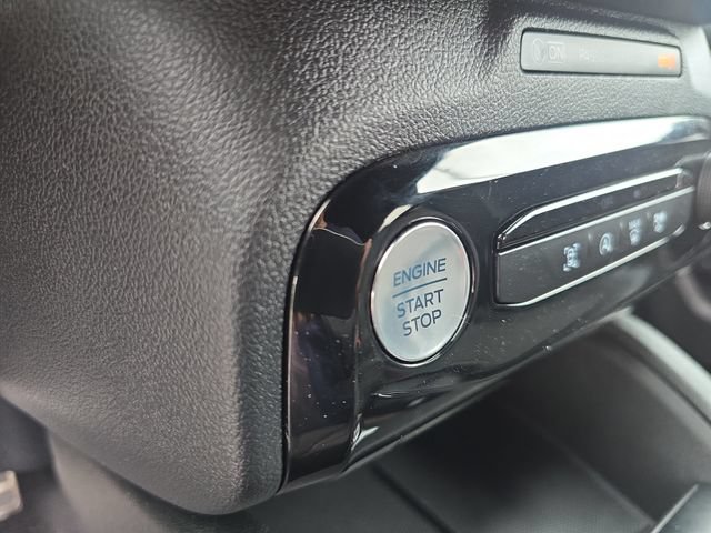 Certified 2024 Ford Escape ST-Line w/ Tech Pack #1 AWD/4WD image 21