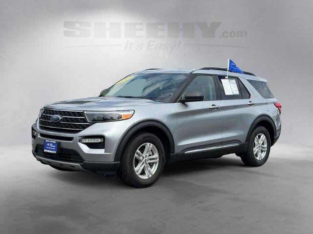 Certified 2022 Ford Explorer XLT w/ Equipment Group 202A AWD/4WD image 17