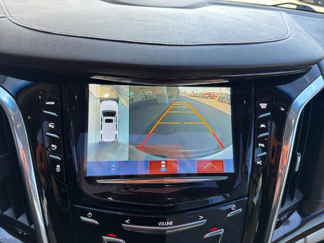 Used 2017 Cadillac Escalade Luxury image 25
