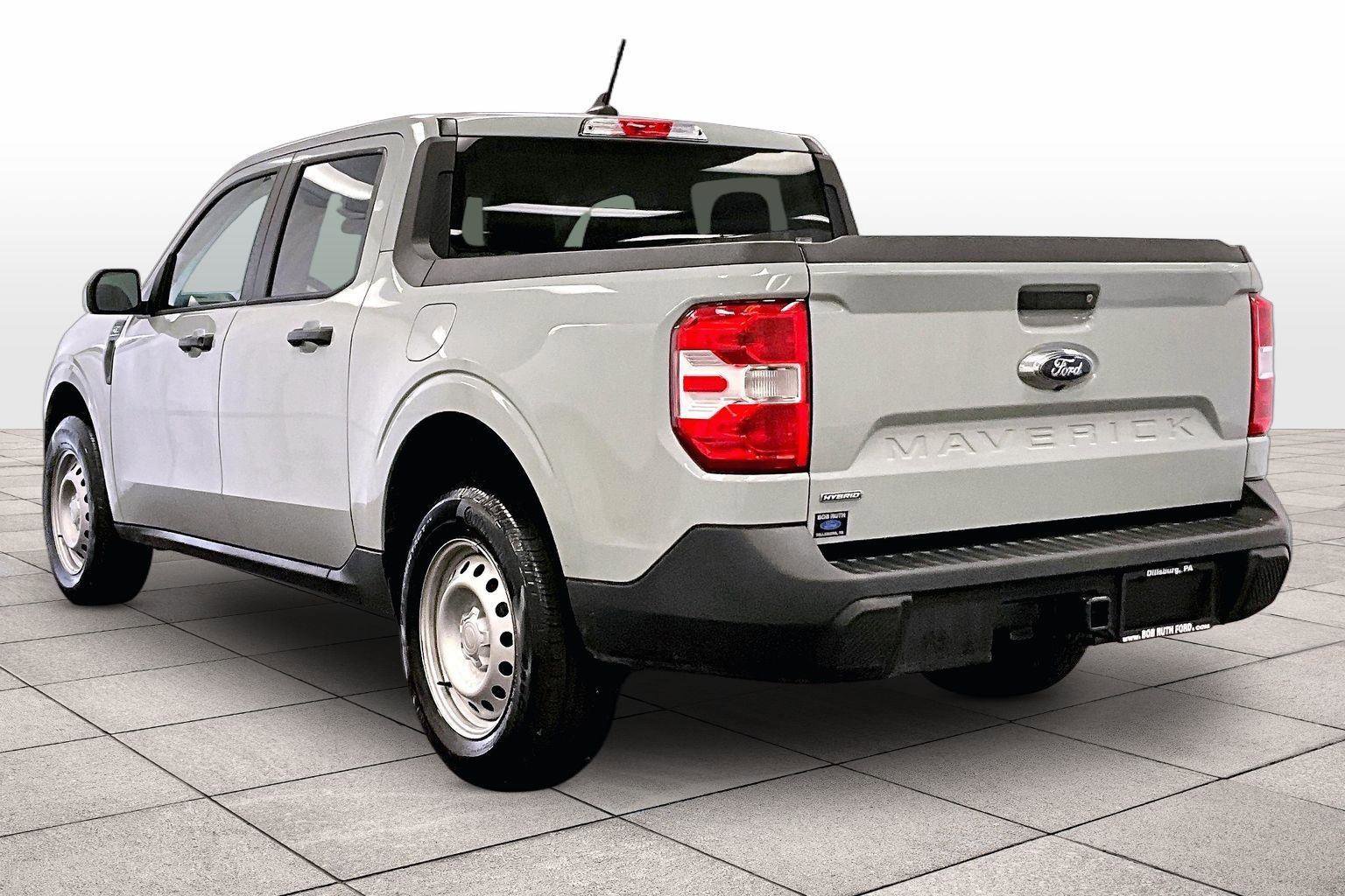 Certified 2024 Ford Maverick XL image 10