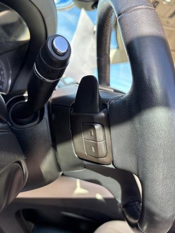 Used 2023 Buick Enclave Essence image 26