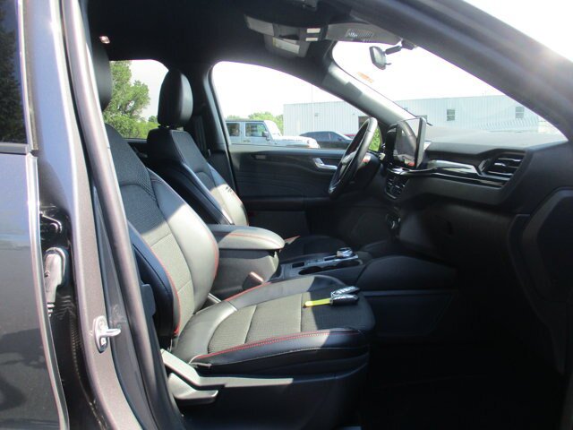 Certified 2023 Ford Escape ST-Line w/ Tech Pack #1 AWD/4WD image 34