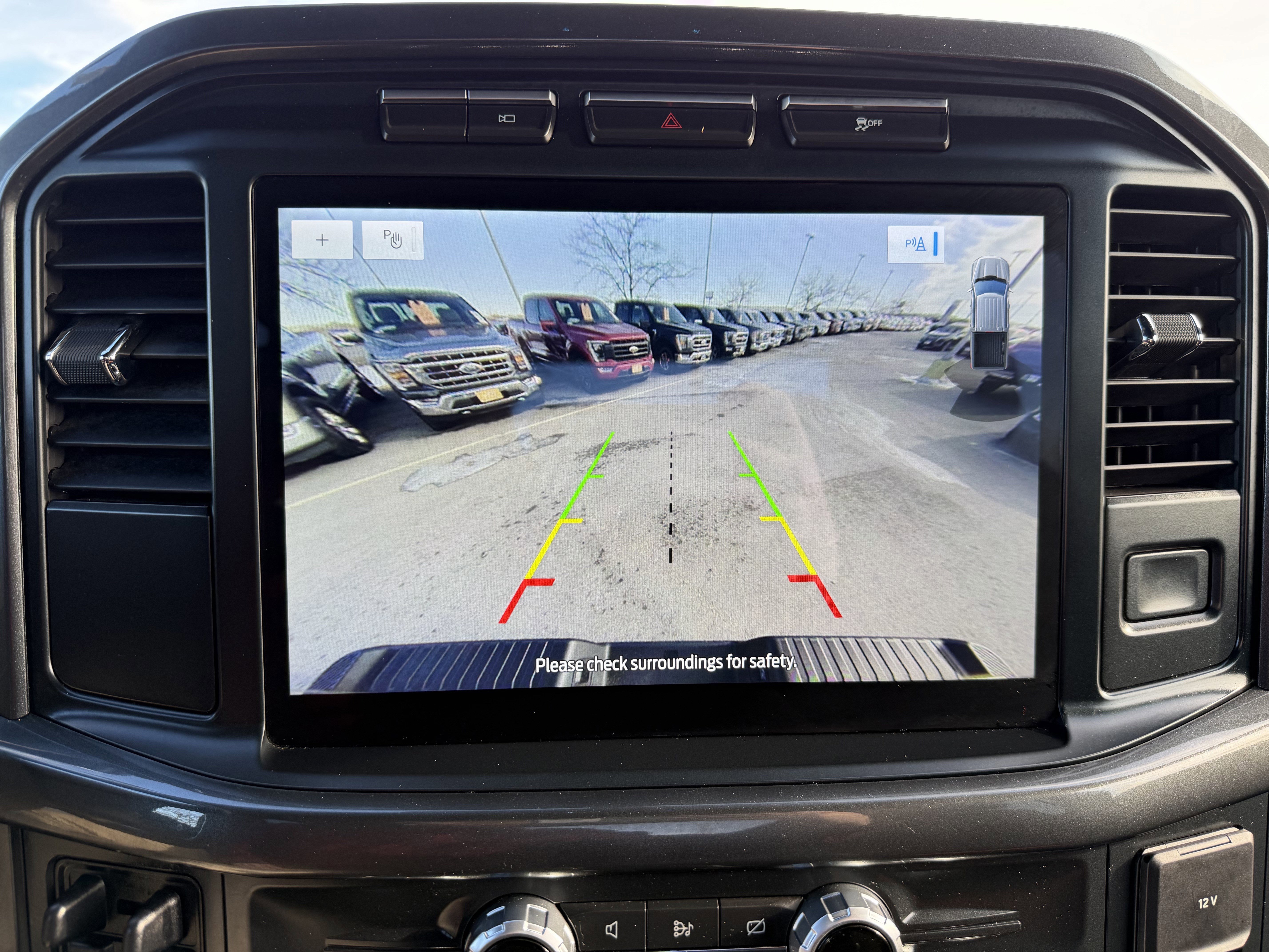 Certified 2022 Ford F150 XLT w/ Equipment Group 302A High image 23