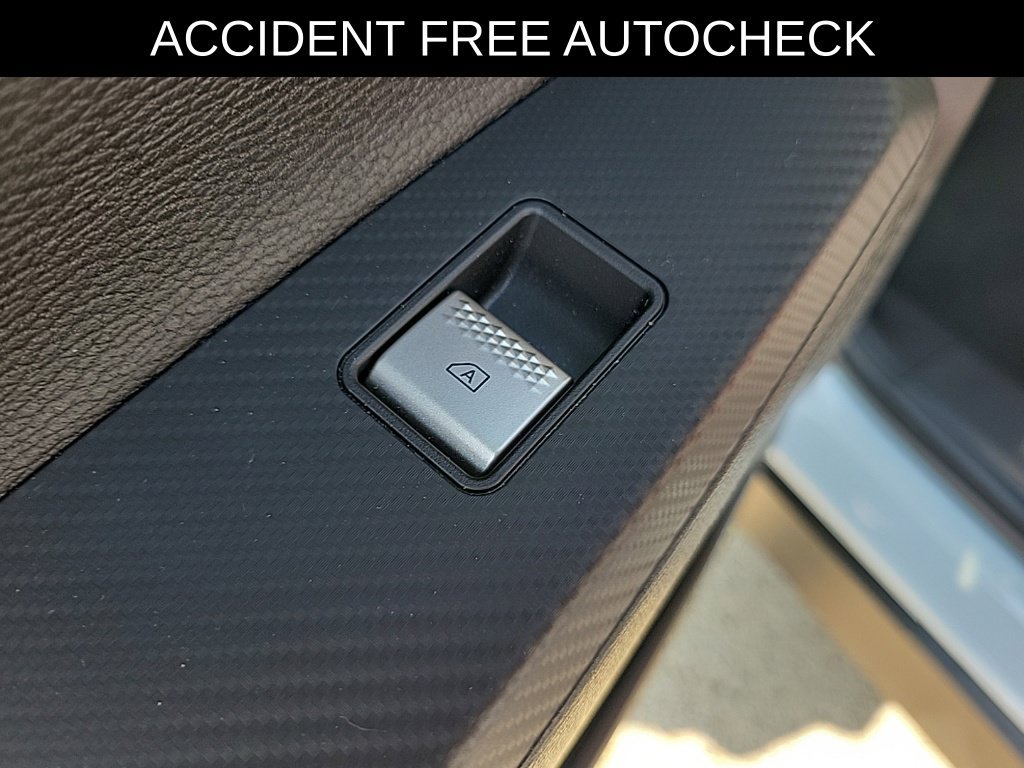 Used 2025 Mitsubishi Outlander Sport LE AWD/4WD image 15