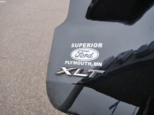 Certified 2023 Ford Explorer XLT w/ Equipment Group 202A AWD/4WD image 9