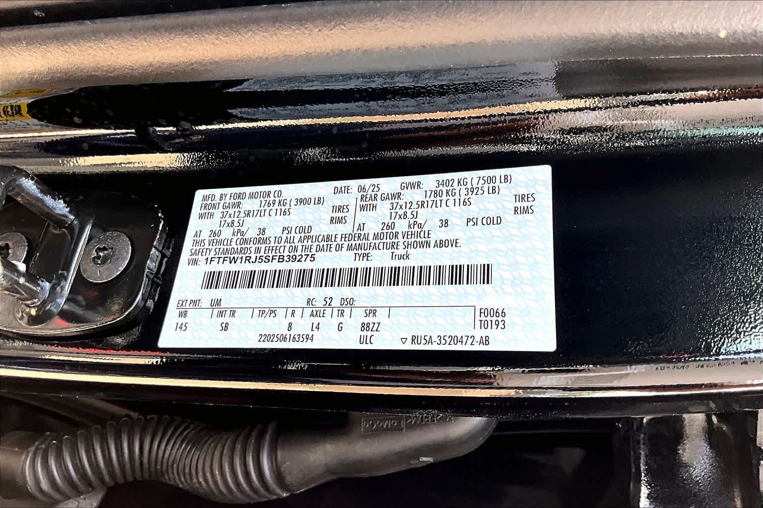 Certified 2025 Ford F150 Raptor w/ Equipment Group 803A Raptor R AWD/4WD image 34