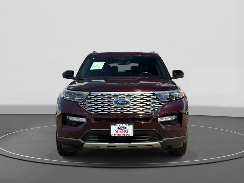 Certified 2023 Ford Explorer Platinum w/ Class IV Trailer Tow Package AWD/4WD image 3