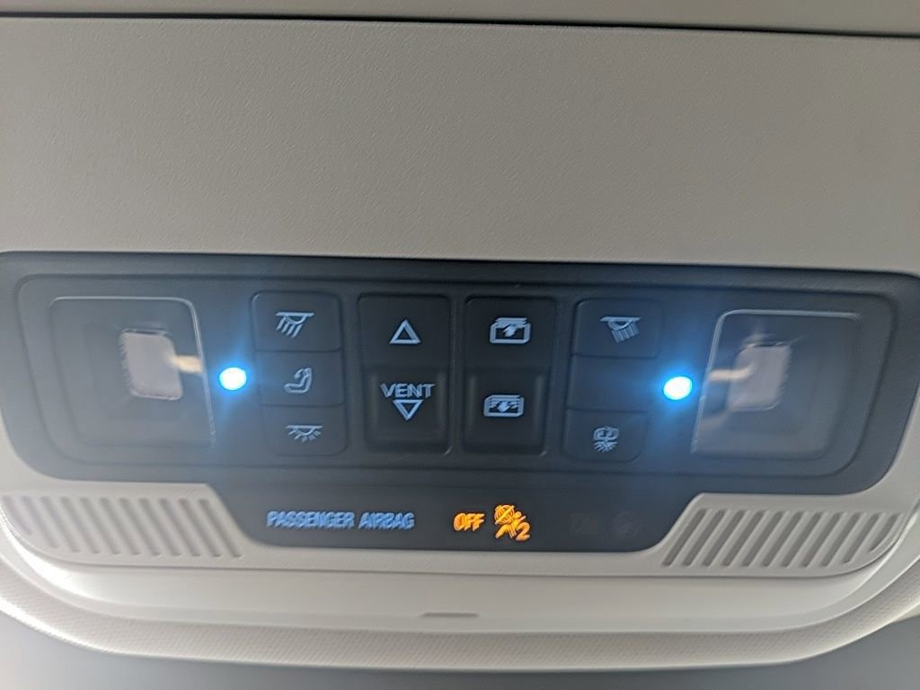 Certified 2025 Ford Expedition Max Platinum image 34