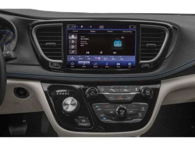 Used 2021 Chrysler Pacifica Touring-L w/ S Appearance Package FWD image 13
