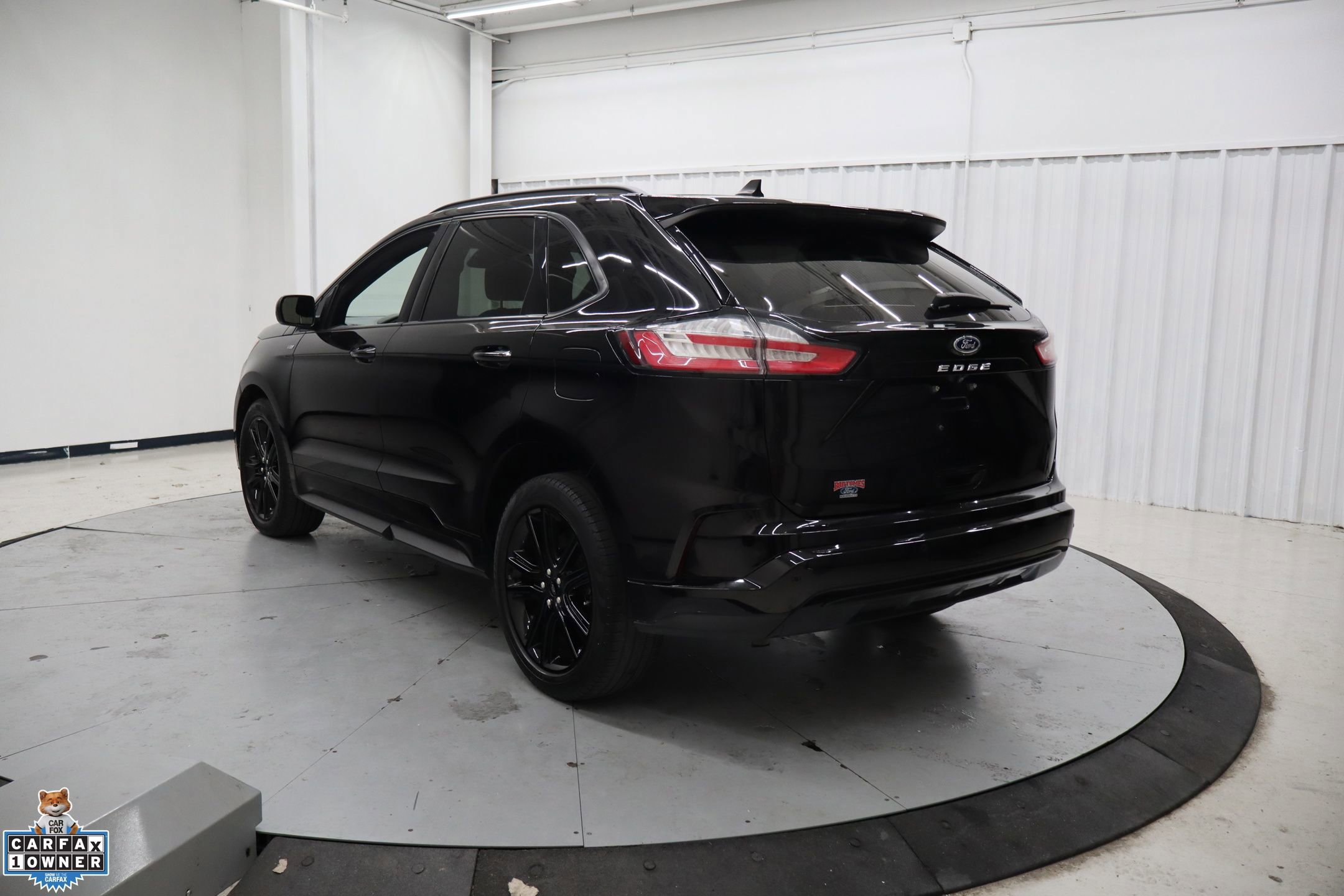 Certified 2022 Ford Edge ST-Line image 5