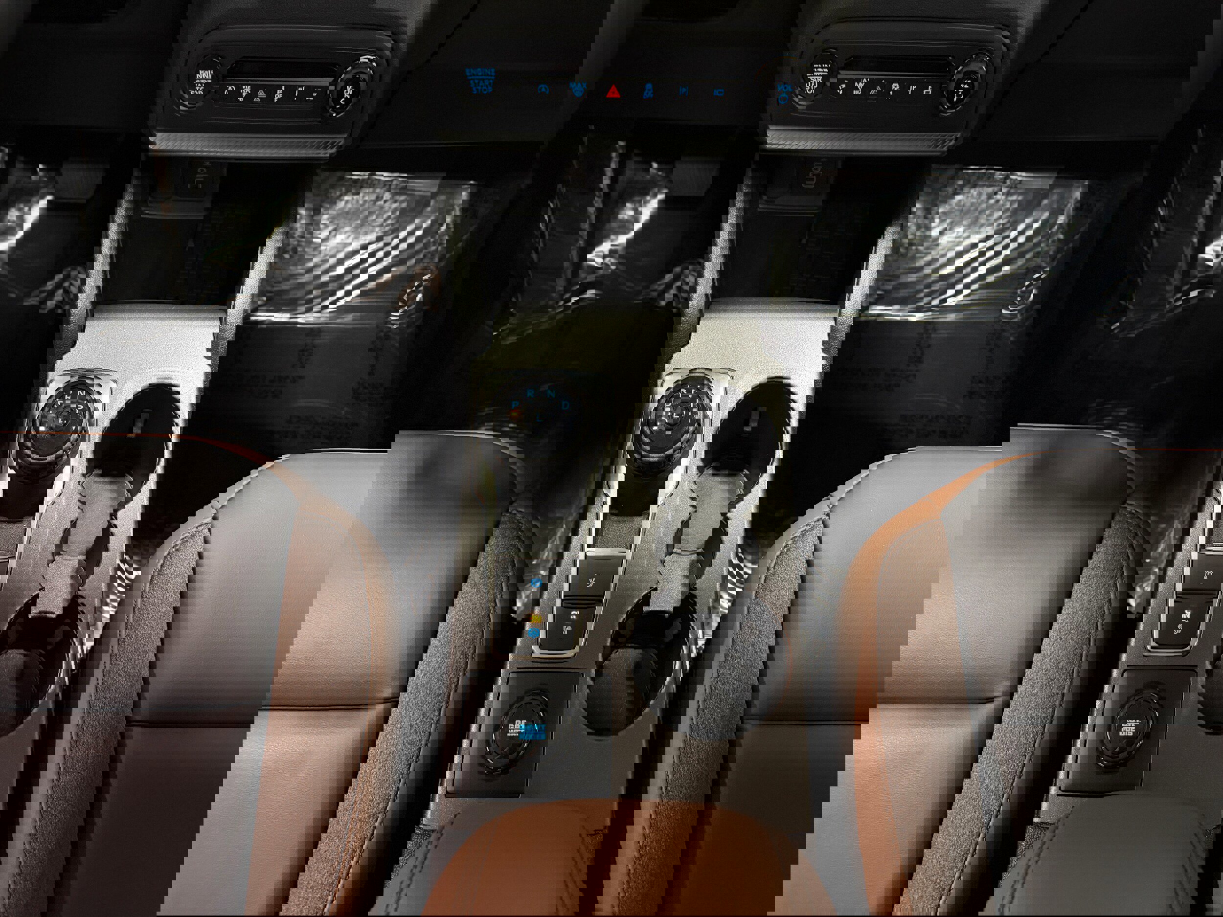 Certified 2025 Ford Bronco Sport Outer Banks w/ Outer Banks Tech Package+ image 28