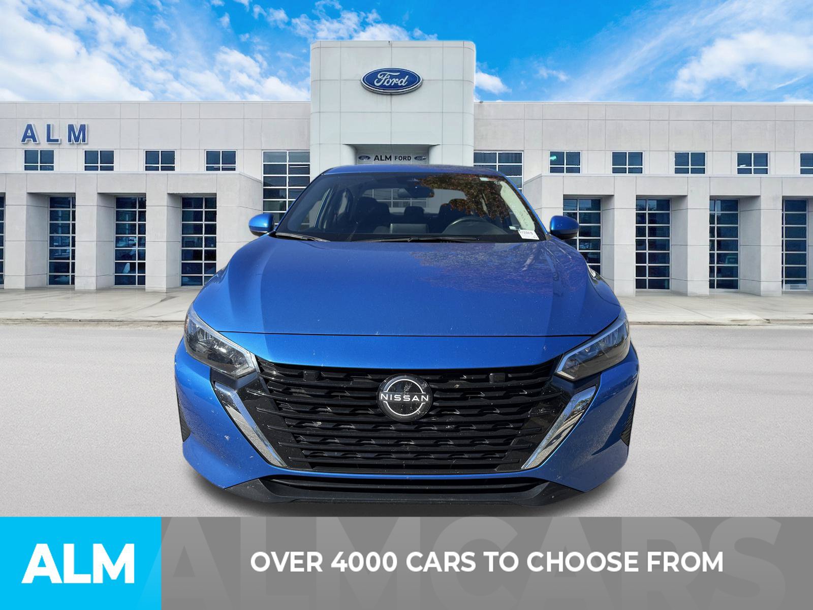 Used 2024 Nissan Sentra SV FWD image 2