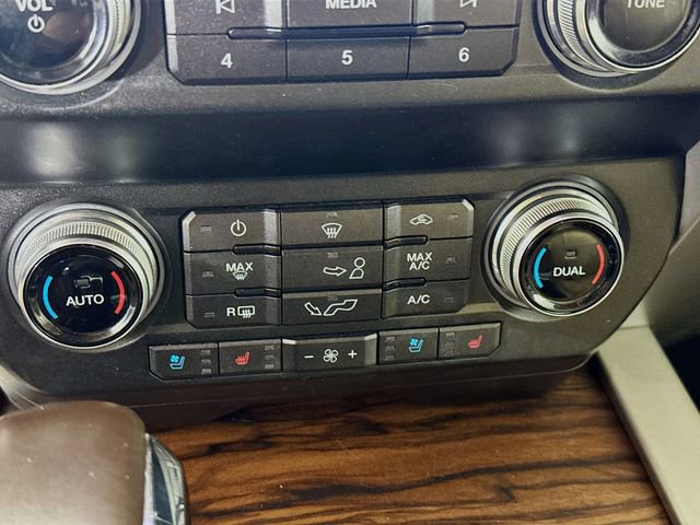 Certified 2019 Ford F150 Lariat w/ Equipment Group 502A Luxury image 19