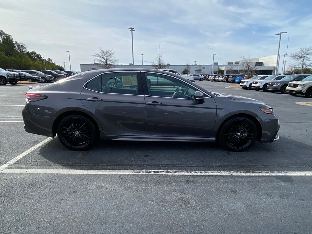 Used 2023 Toyota Camry XSE image 6