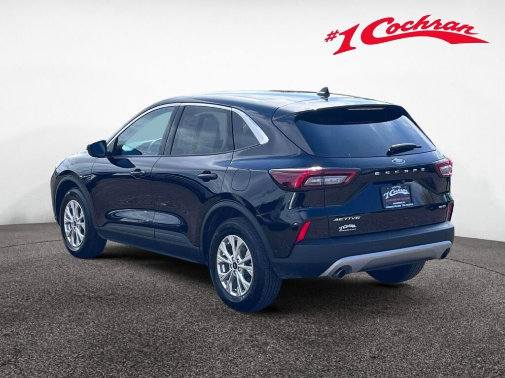 Certified 2023 Ford Escape Active AWD/4WD image 9