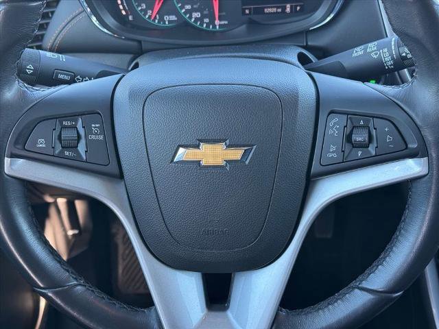 Used 2018 Chevrolet Trax LT w/ LT Convenience Package image 11