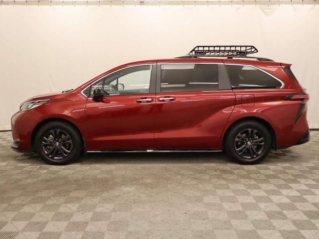 Used 2024 Toyota Sienna XSE w/ XSE Plus Package AWD/4WD image 14