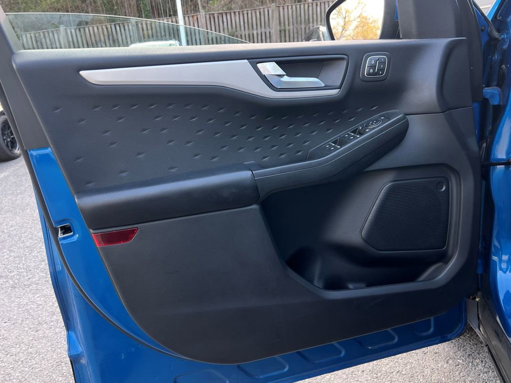 Certified 2020 Ford Escape SEL image 19