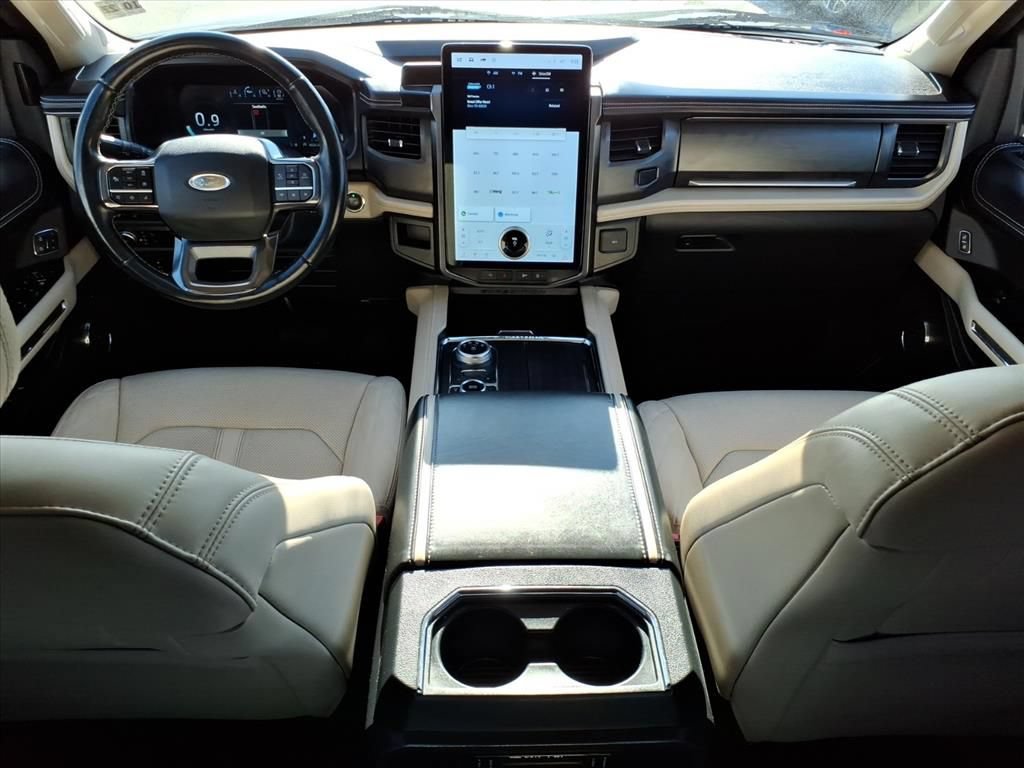 Certified 2022 Ford Expedition Max Platinum AWD/4WD image 10