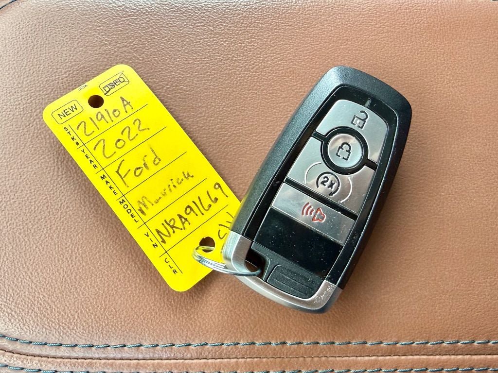 Certified 2022 Ford Maverick Lariat w/ Lariat Luxury Package AWD/4WD image 31