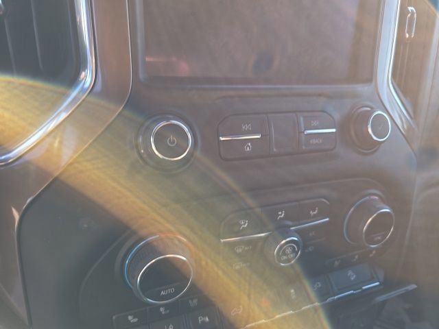 Used 2022 Chevrolet Silverado 3500 High Country w/ Z71 Off-Road Package image 12