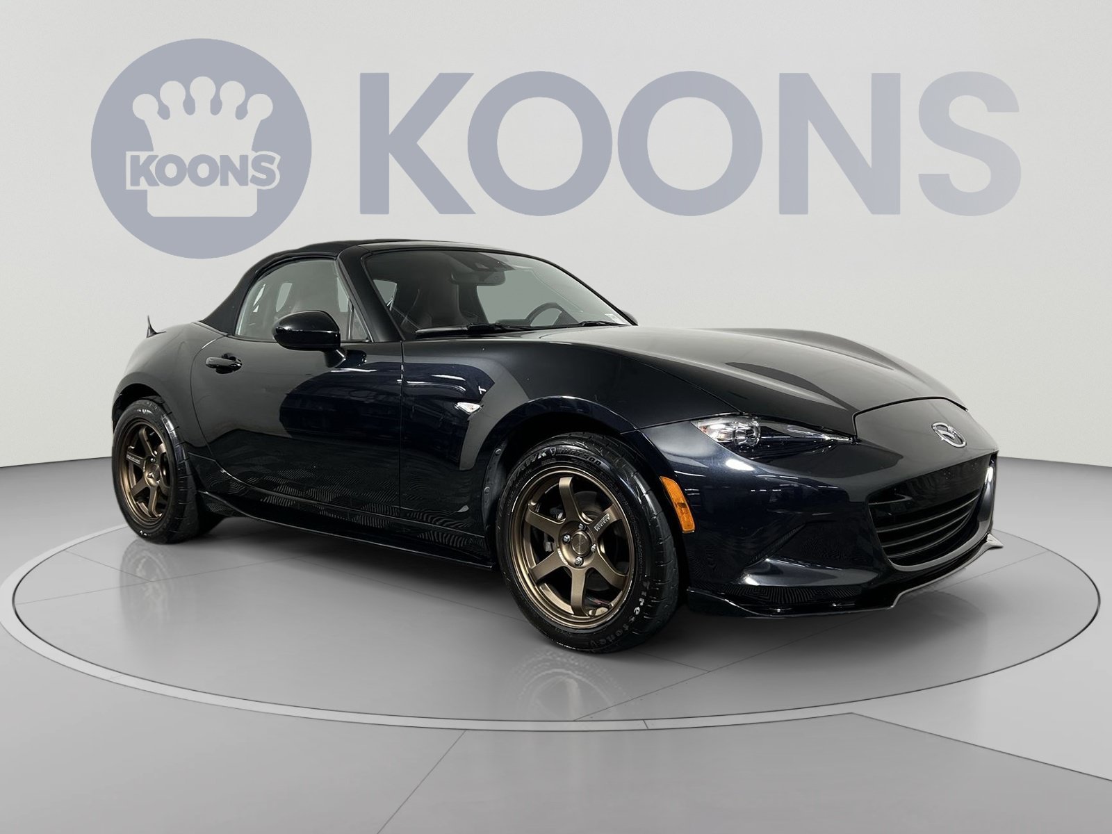 Used 2020 MAZDA MX-5 Miata Grand Touring RWD image 2