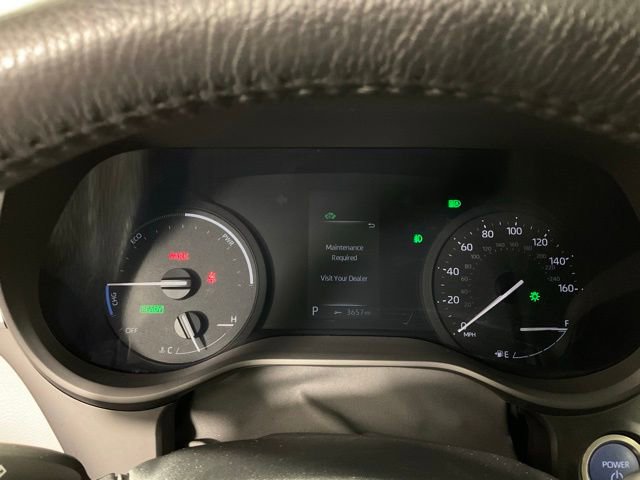 Used 2024 Toyota Sienna XLE image 28