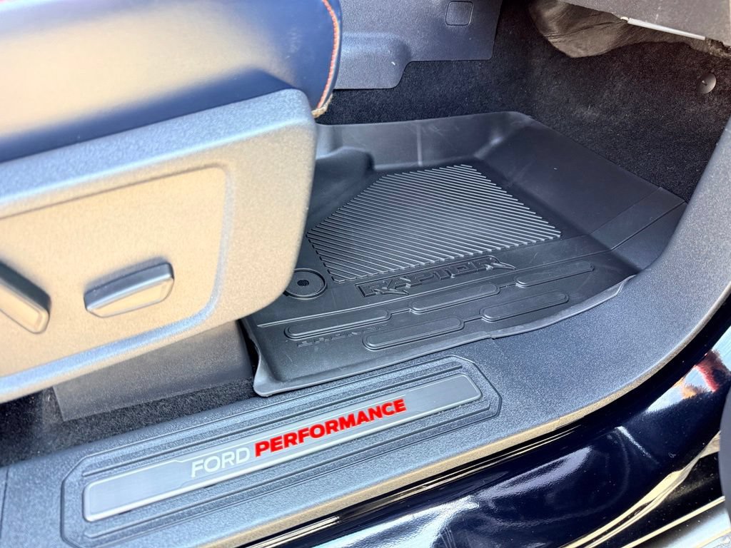Certified 2025 Ford Bronco Raptor w/ Interior Carbon Fiber Pack AWD/4WD image 25