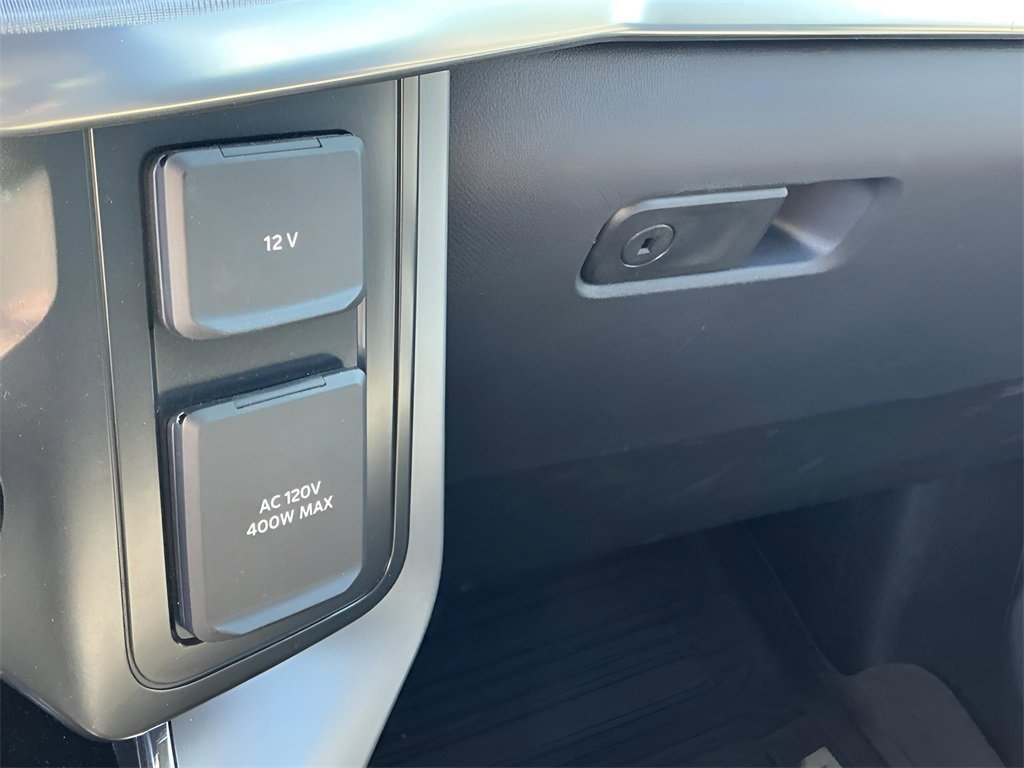 Certified 2025 Ford F150 Lariat w/ Equipment Group 502A High image 43