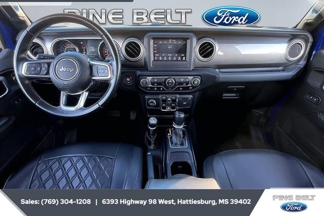 Used 2020 Jeep Wrangler Unlimited Sahara image 13