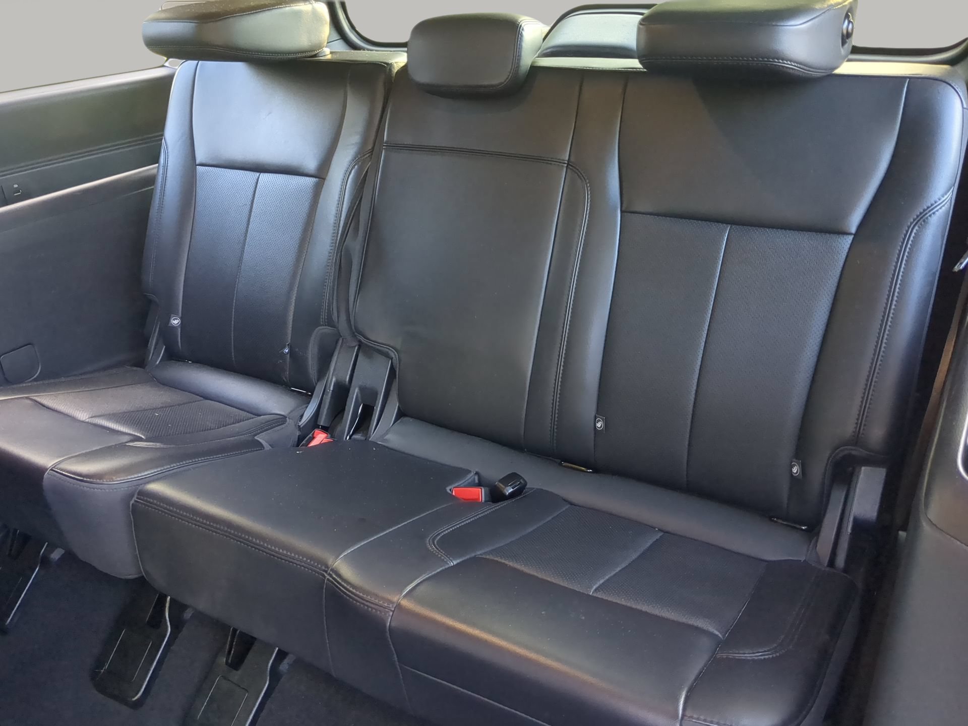 Certified 2024 Ford Expedition XLT RWD image 55