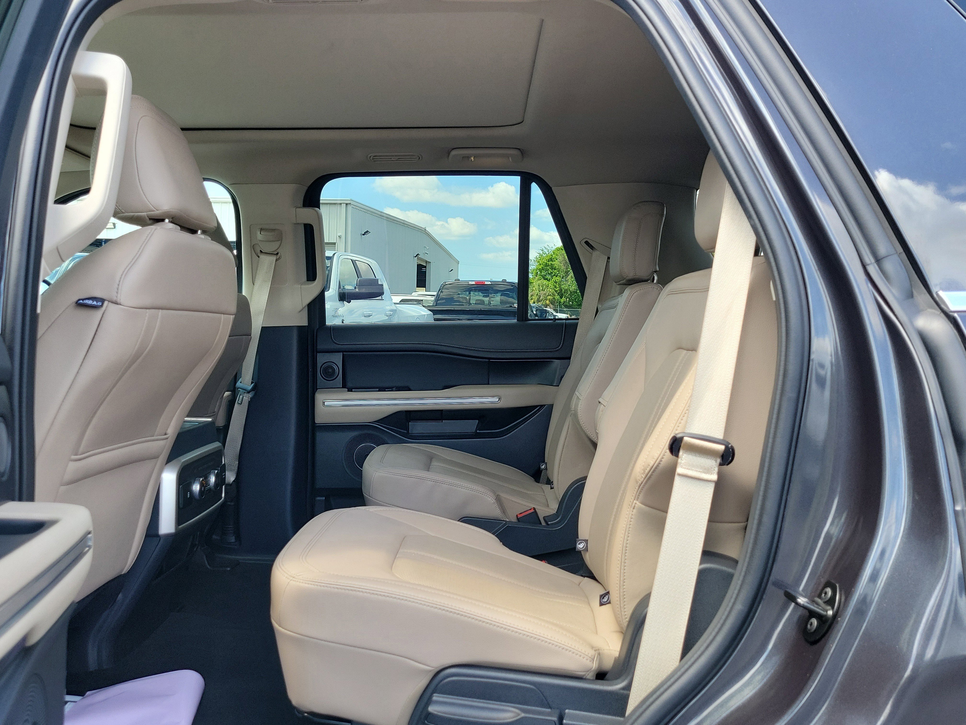 Certified 2024 Ford Expedition Limited image 13