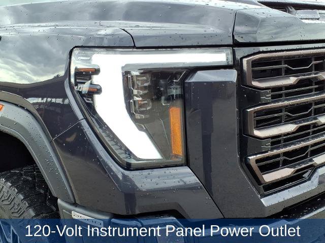Used 2024 GMC Sierra 2500 AT4X AWD/4WD image 12