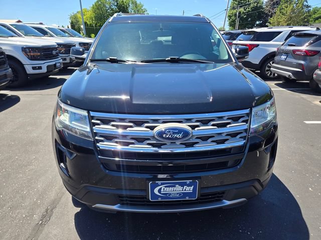 Certified 2018 Ford Explorer XLT w/ Equipment Group 202A AWD/4WD image 2