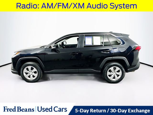 Used 2023 Toyota RAV4 LE image 4