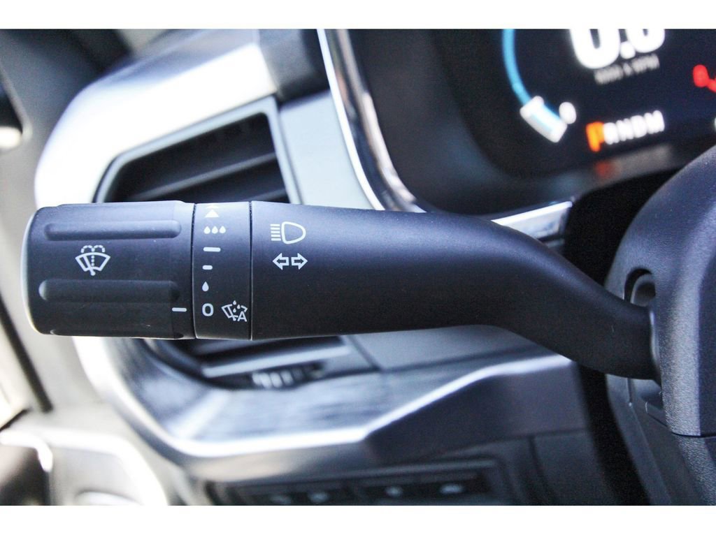 Certified 2021 Ford F150 Lariat w/ Equipment Group 502A High image 16