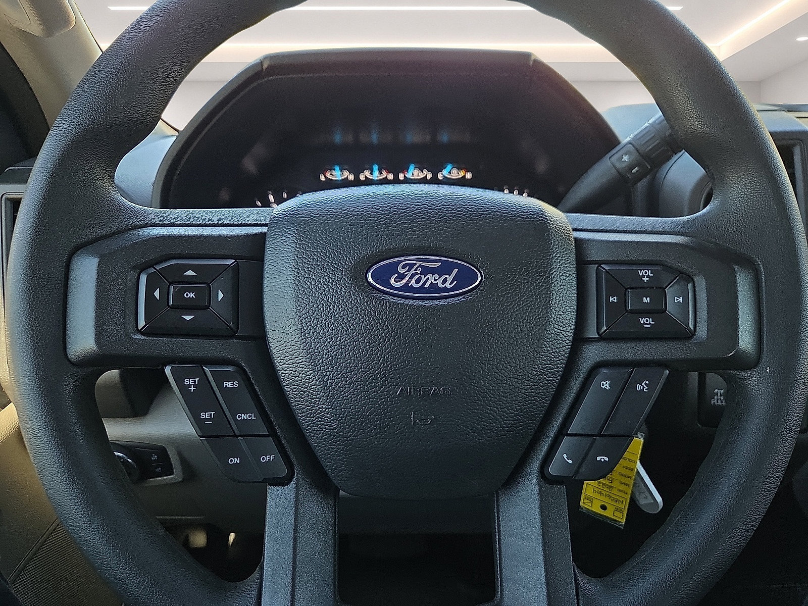 Certified 2022 Ford F250 XL w/ STX Appearance Package AWD/4WD image 24