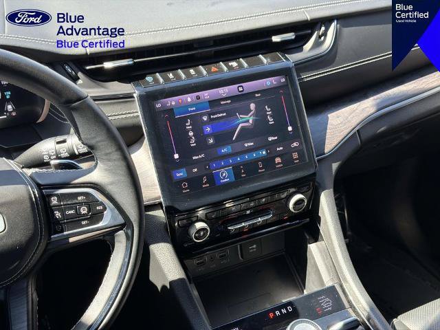 Used 2022 Jeep Grand Cherokee Overland w/ Advanced Protech Group III AWD/4WD image 13