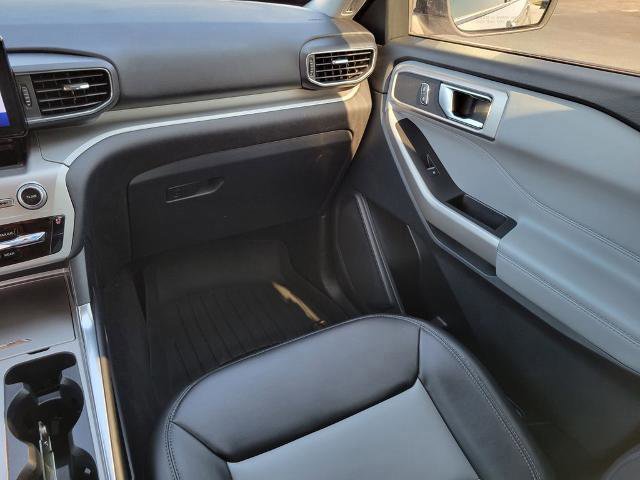 Certified 2022 Ford Explorer XLT w/ Equipment Group 202A image 21