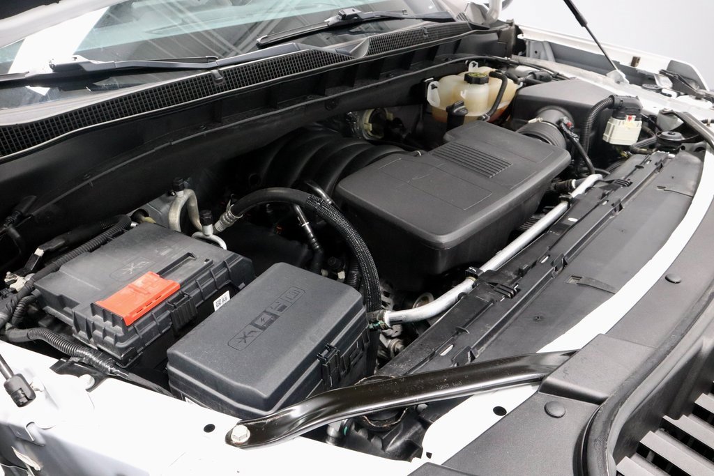 Used 2023 Chevrolet Suburban Premier image 17