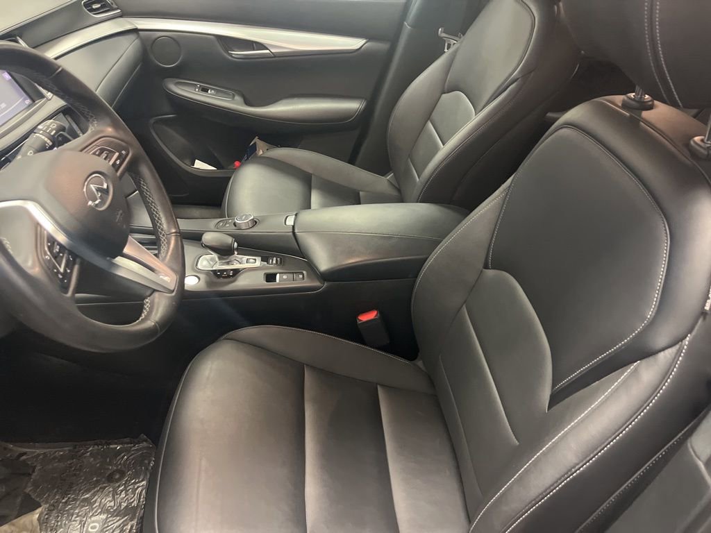 Used 2019 INFINITI QX50 Luxe w/ Cargo Package AWD/4WD image 5