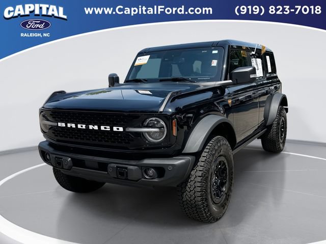 Certified 2025 Ford Bronco Badlands AWD/4WD image 1