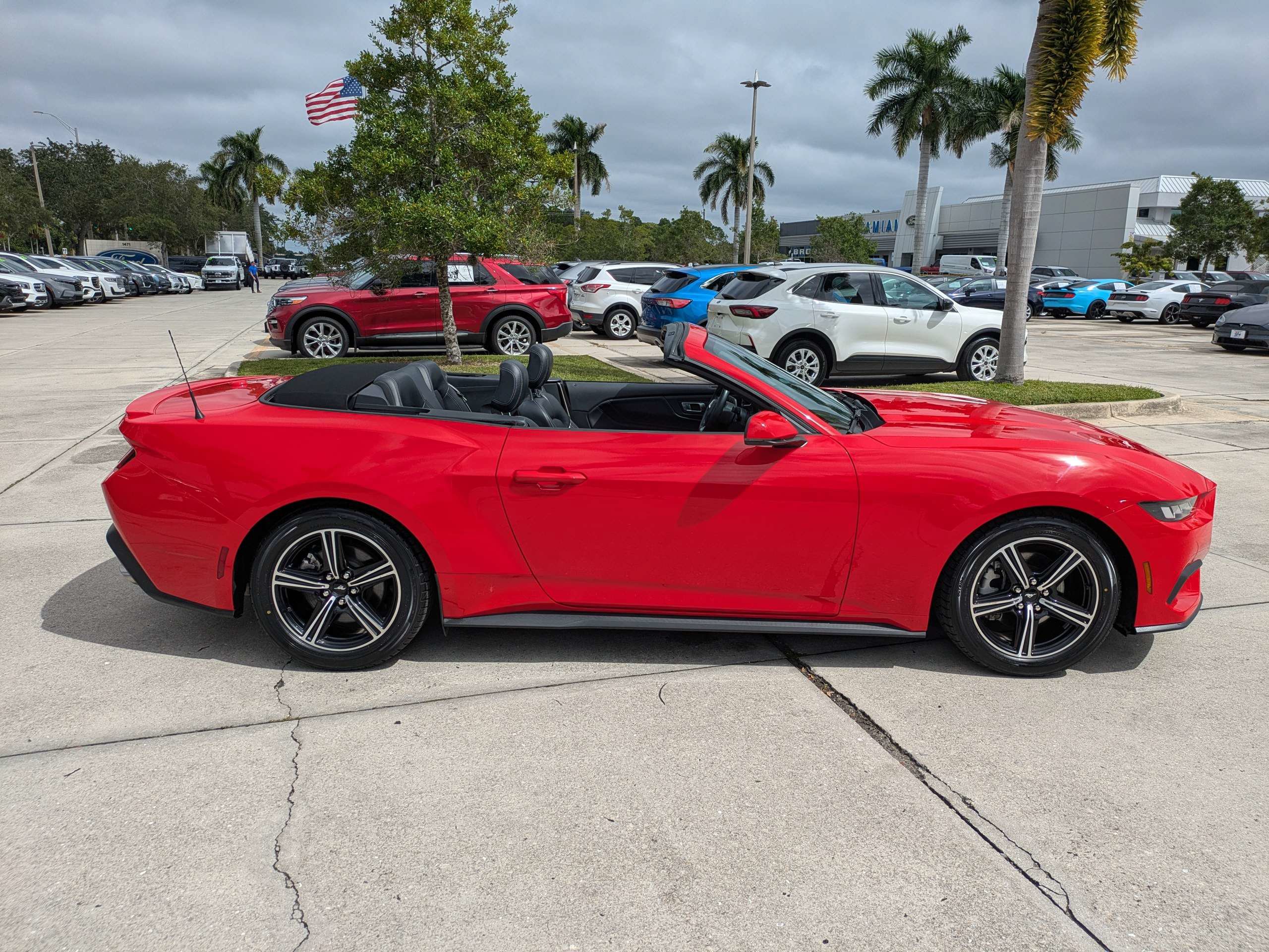 Certified 2024 Ford Mustang Premium RWD image 3