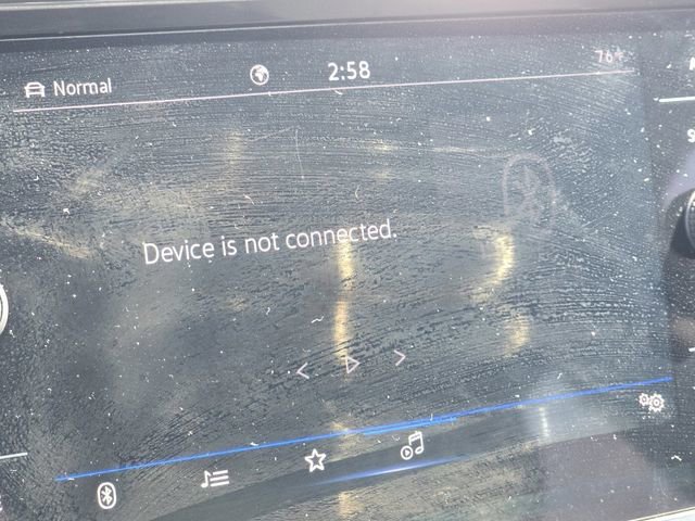 Used 2022 Volkswagen Tiguan SE AWD/4WD image 13