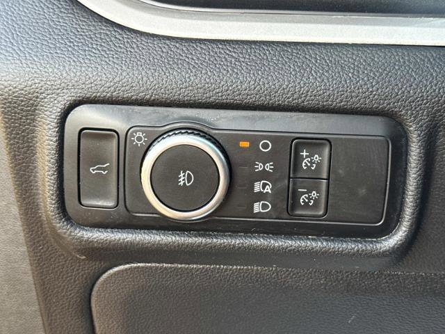 Certified 2024 Ford Explorer XLT w/ Equipment Group 202A AWD/4WD image 19