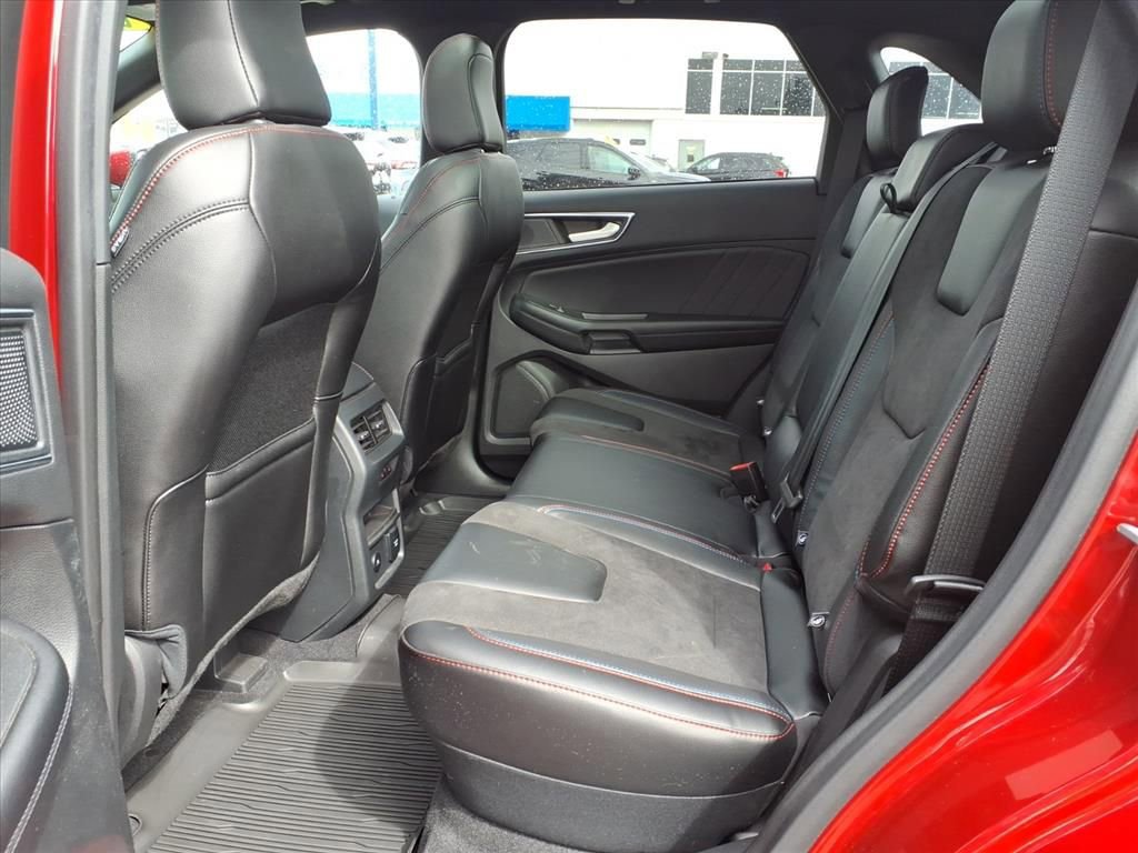 Certified 2023 Ford Edge ST w/ Equipment Group 401A image 11