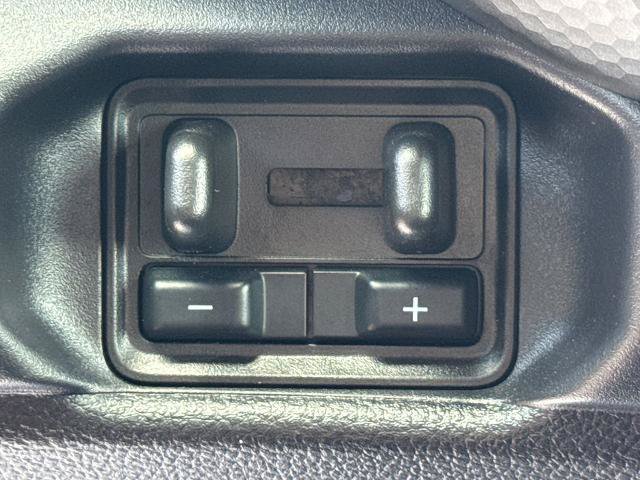 Certified 2025 Ford Ranger Raptor AWD/4WD image 38